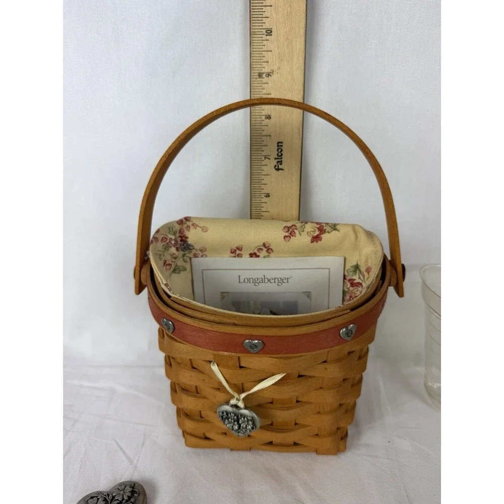 LONGABERGER 2001 Sweetheart Red Love Notes Basket W Liner Protector With Hook